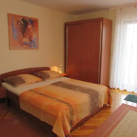 Katarina Guest house 4*